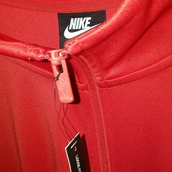 LAST ONE! XL: NWT Nike Zipped Jacket in Red - Picture 10 of 11